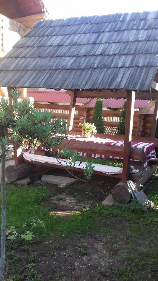Затишний Будиночок Bukovets Екстериор снимка