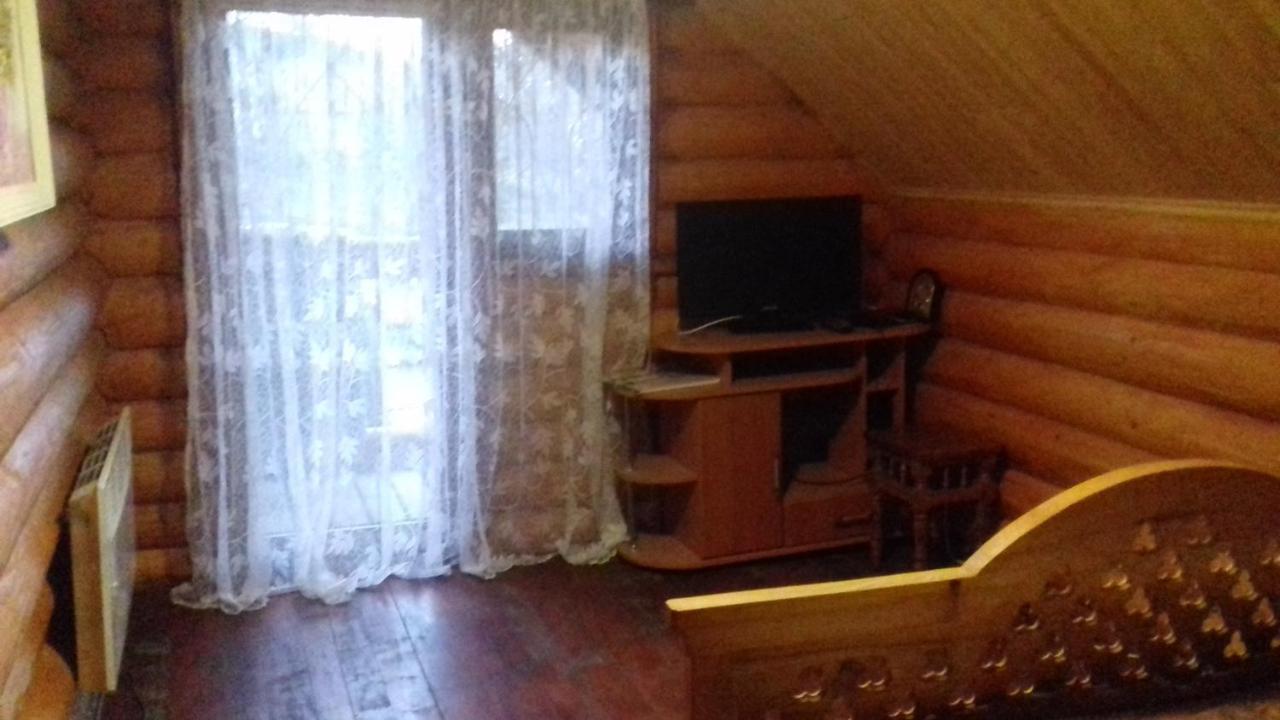 Затишний Будиночок Bukovets Екстериор снимка