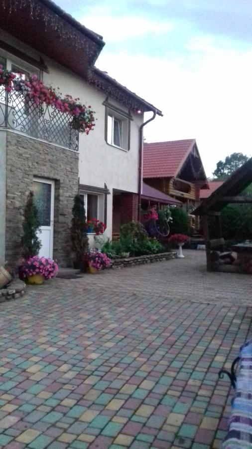 Затишний Будиночок Bukovets Екстериор снимка