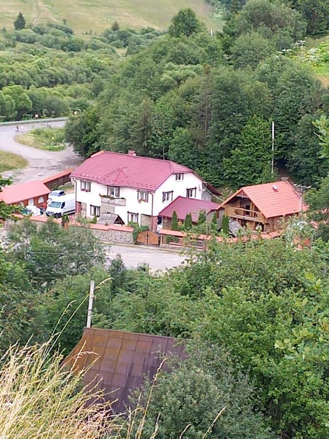 Затишний Будиночок Bukovets Екстериор снимка